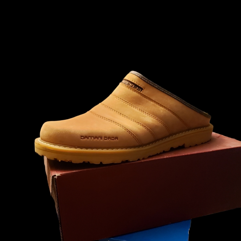 Dada Damani Men's size 8 Clogs